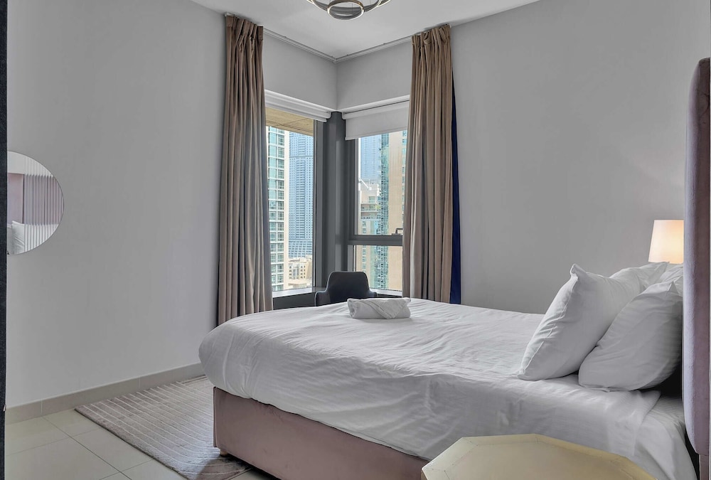 Bellavista - Elegant -2BR -Fountain View