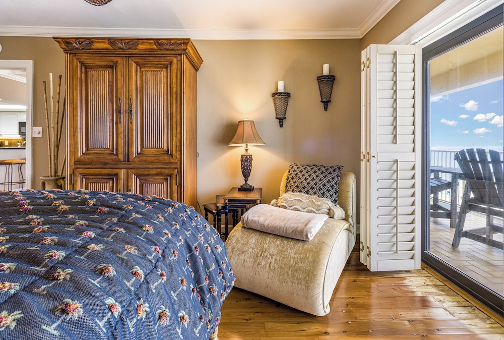 Casa del Sol #G1 by Southern Vacation Rentals