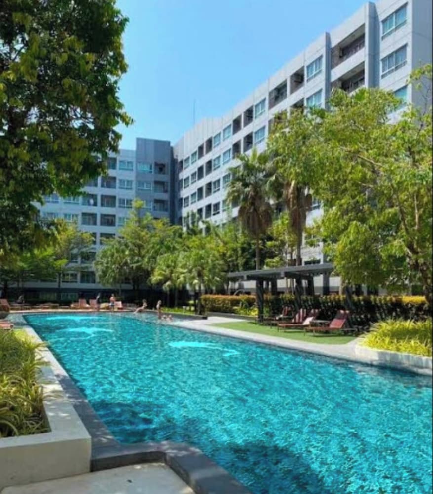 Condo Resort BTS Punnawithi Bill Included