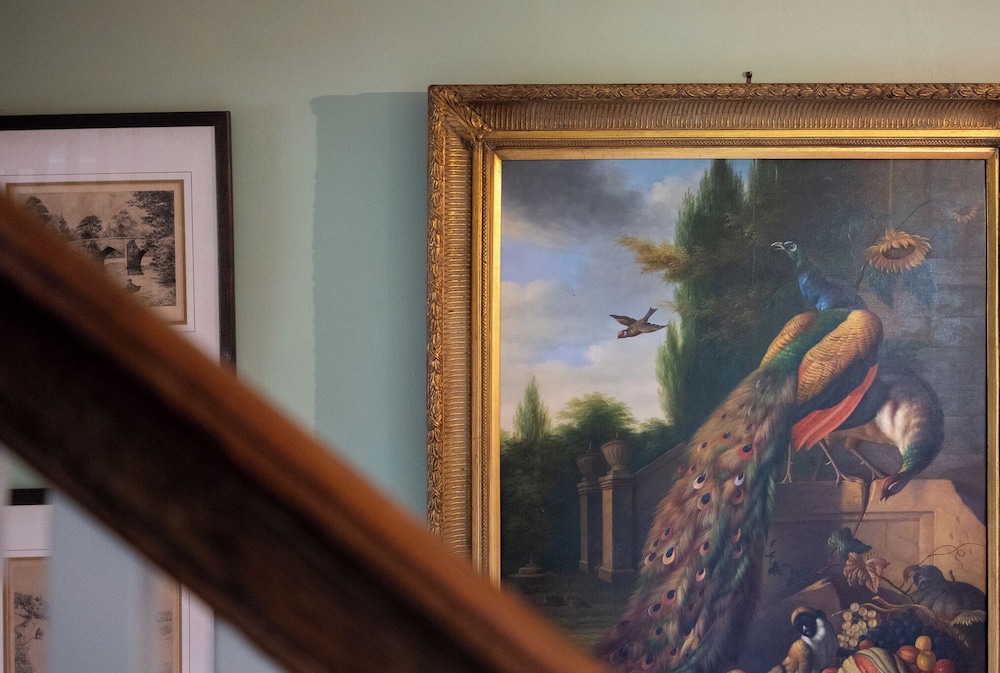 Stunning 4BD Home in Worcestershire