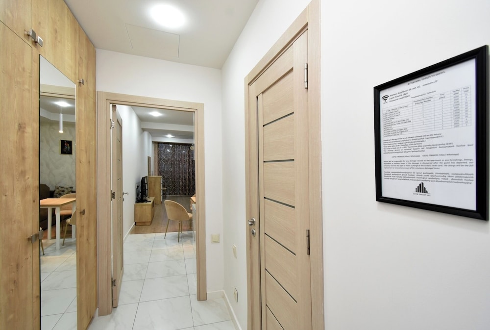 Aparthotel by Luxe Group KO16