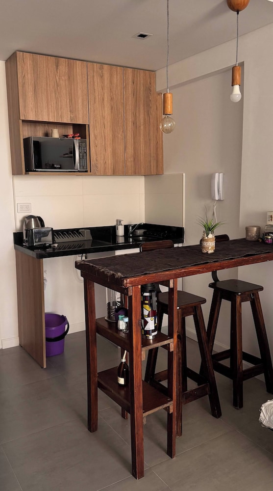 Alberti 360 Charming City Center Apartment With Shared Pool