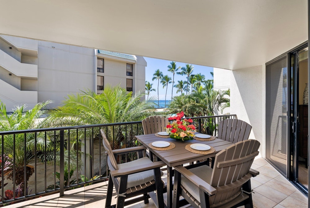 Oceanfront Island Living - Beautiful Kona Condo for Extended Stays - Vrkcv