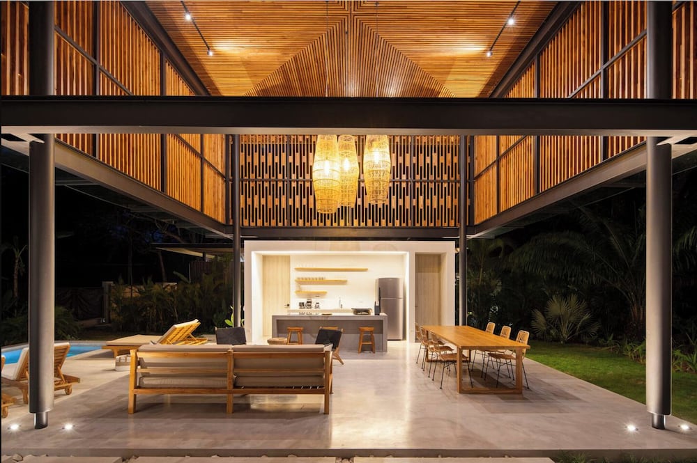 Private Pool Villa Steps to the Beach
