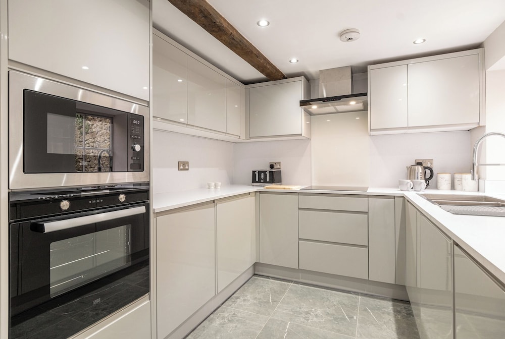 Eilmers Cottage Lovely 4BD in Malmesbury