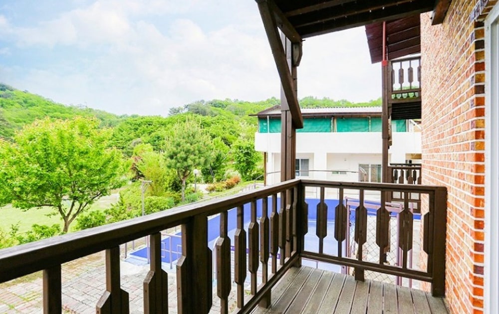Suncheon Tomato Village Pension view 3