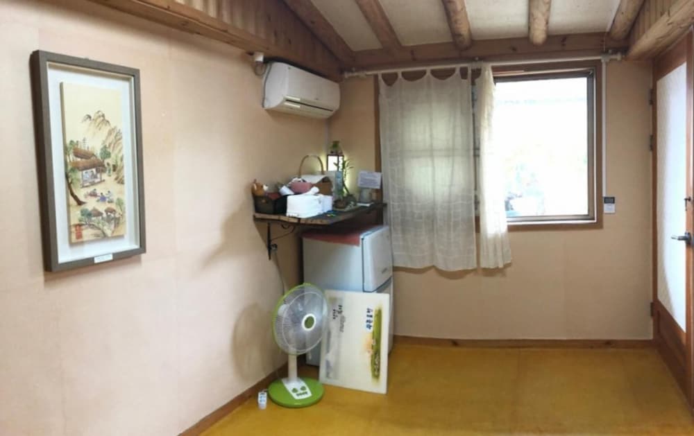 Photo 37