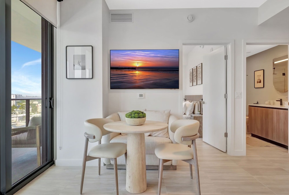 Luxury Condos Near Miami Beach