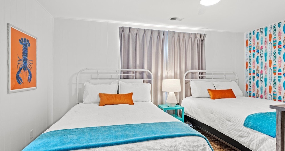 Beach Nest - R R Beach Club