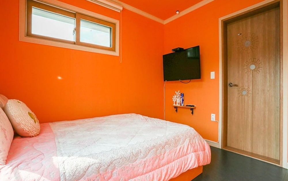 Gyeongju Twin Village Bed and Breakfast