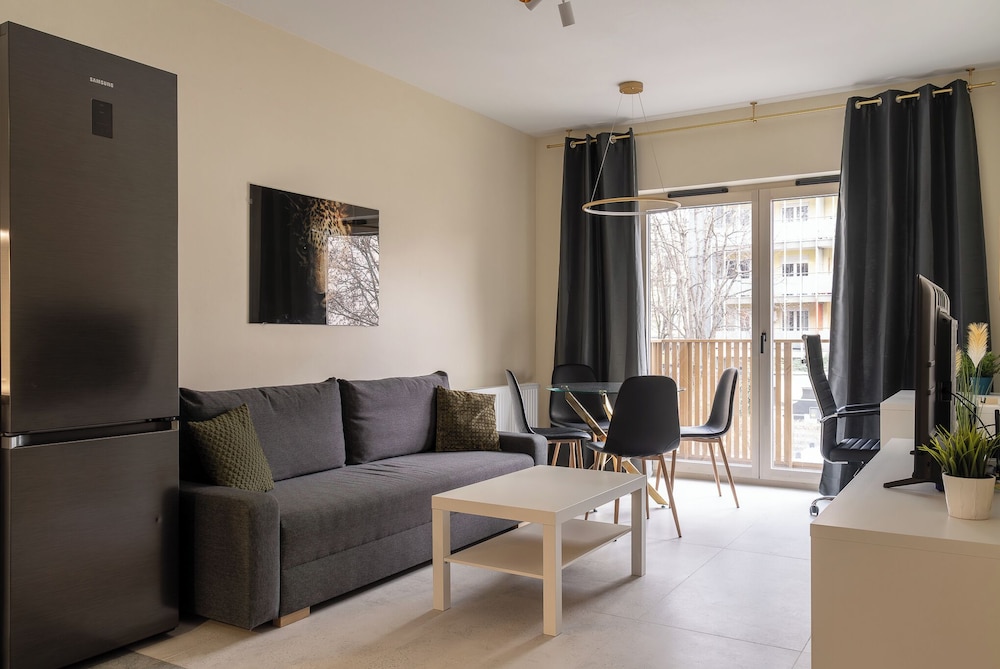 RentPlanet - Apartament Czysta
