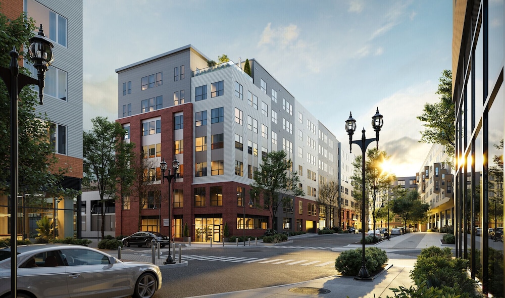 Luxury Apartments by Hyatus at Boston Everett