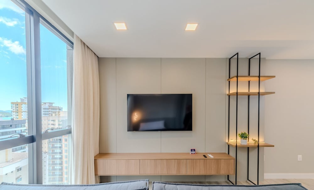 IFT - Ed. Infinity Tower Flat 350m From Meia Praia