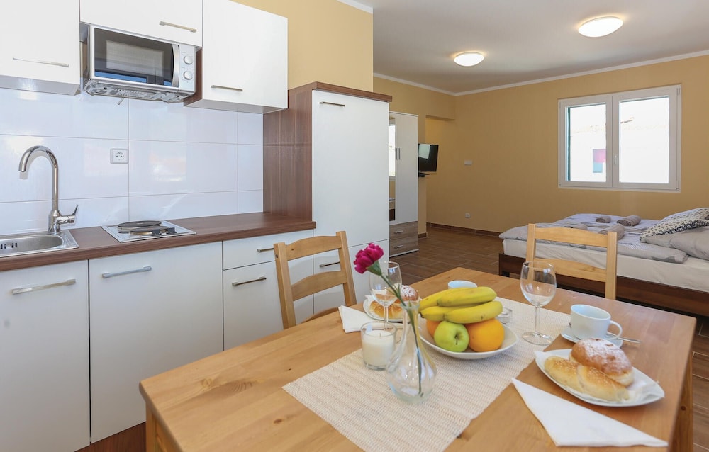 Awesome Apartment in Kastel Stari With Wifi view 3