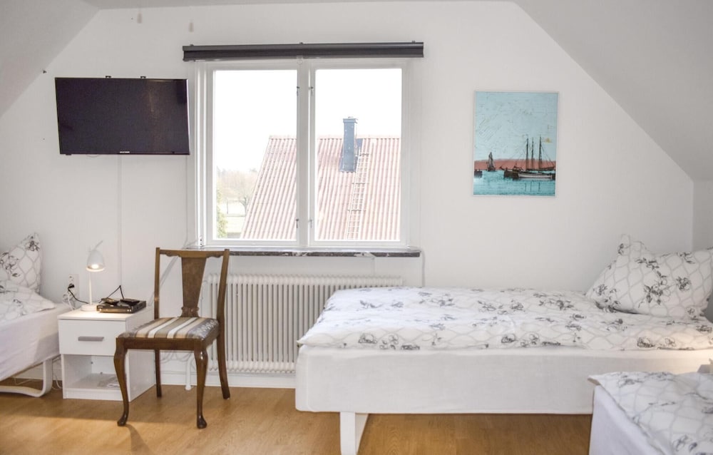 Beautiful Home in Sölvesborg With 5 Bedrooms, Sauna and Wifi view 5