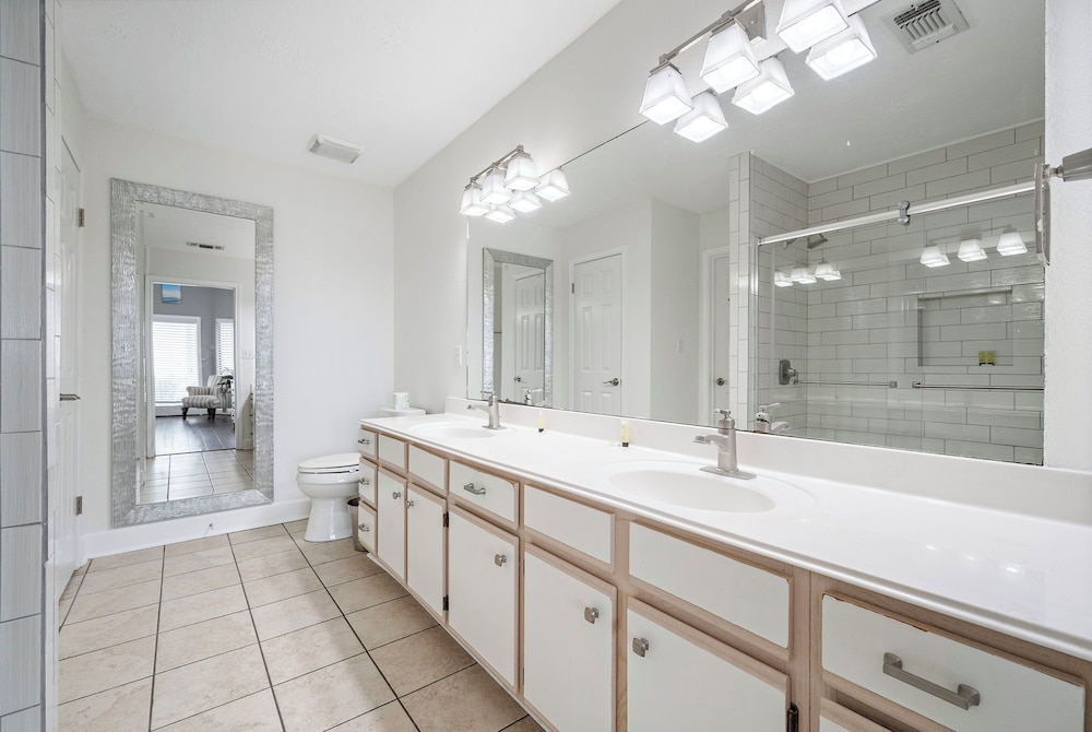 Ocean View by Ryson Vacation Rentals