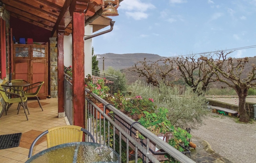 Stunning Home in Smarje With Wifi and 0 Bedrooms view 2