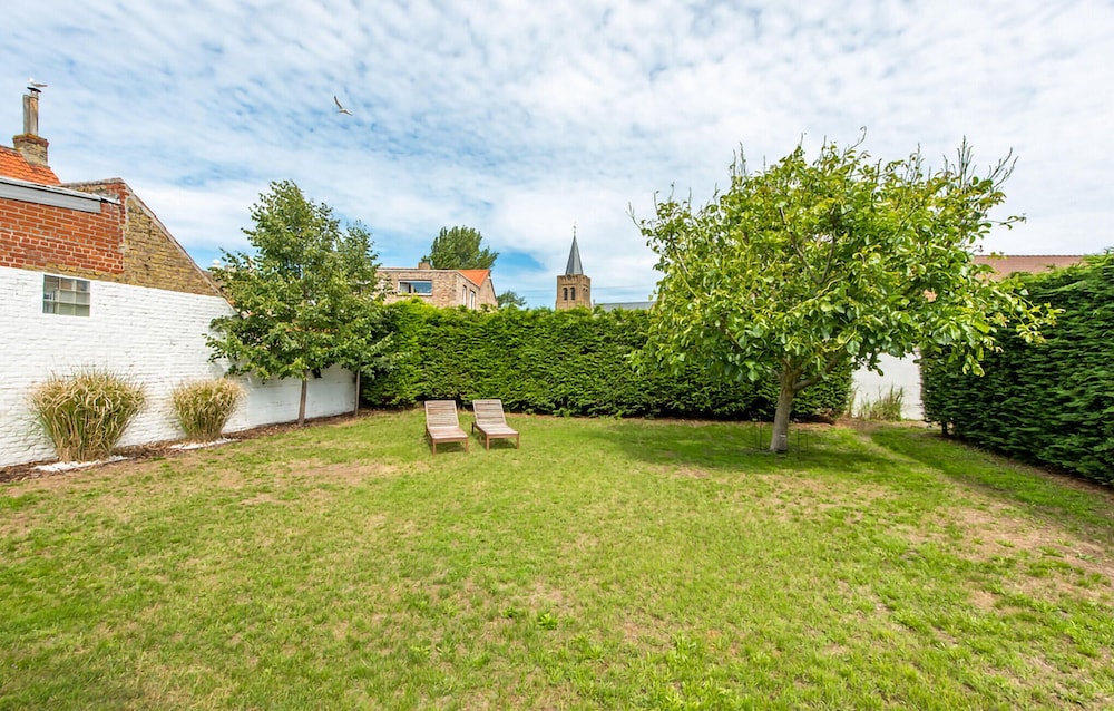 Photo 25
