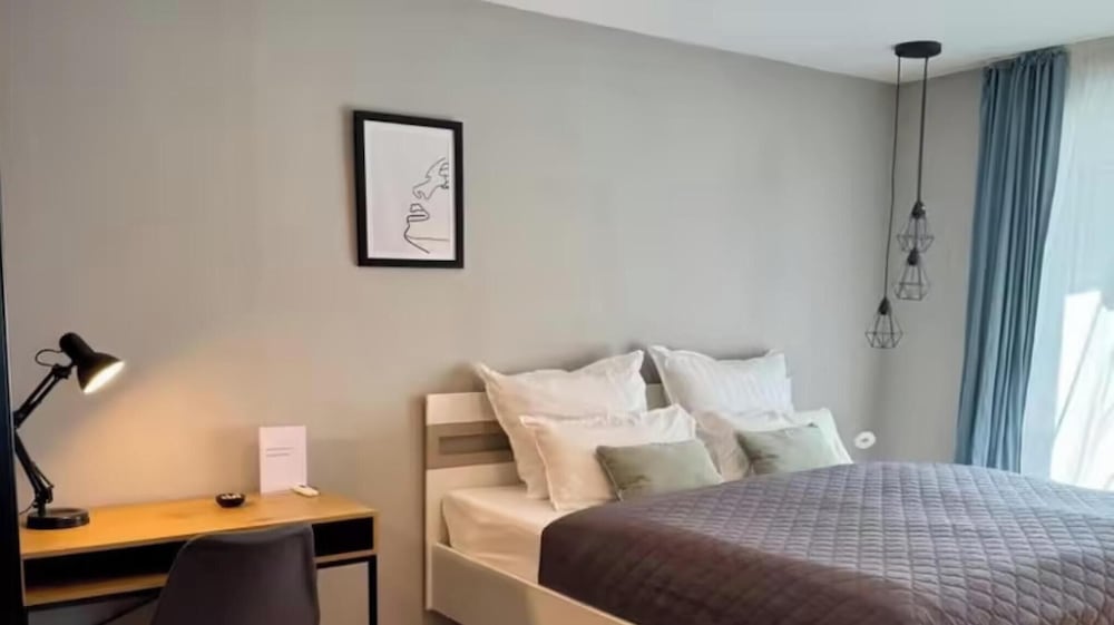 Cozy Apartment Salzburg, 50 m2, With Garden, Terrace, own Entrance, Free Parking