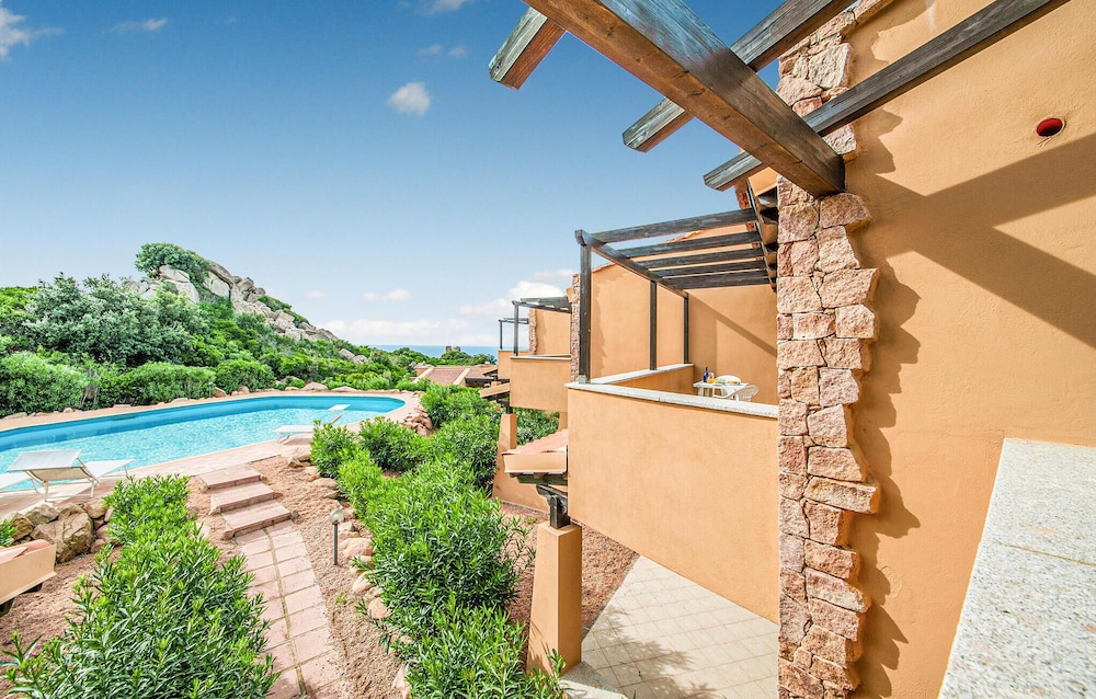Beautiful Apartment in Trinita´d´agultu OT With 1 Bedrooms, Wifi and Outdoor Swimming Pool photo 2
