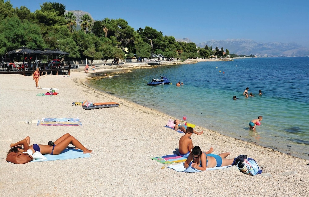 Beautiful Home in Kastel Stari with Hot Tub, Sauna & Outdoor Swimming Pool