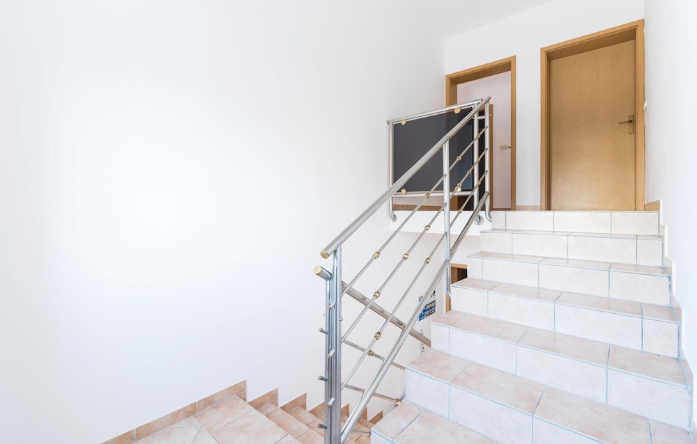 Beautiful Home in Vidalici With Wifi and 1 Bedrooms view 4