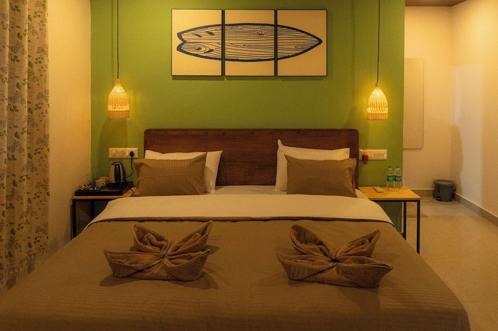 Lagoon Stays Gokarna