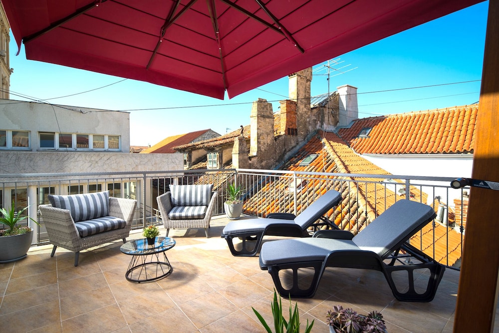 Sirius Luxury Rooms photo 5