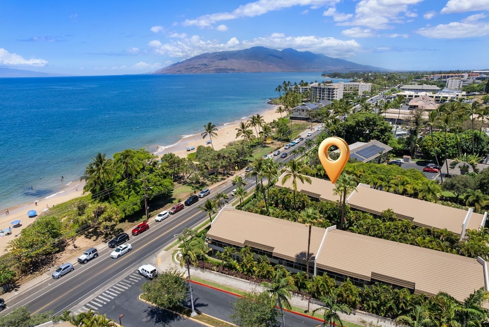 Maui Banyan A-202 by Maui Rental Group