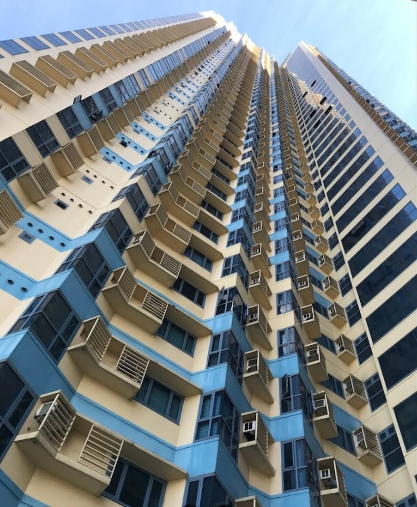 Grand Riviera Condotel Near St Lukes Medical Center