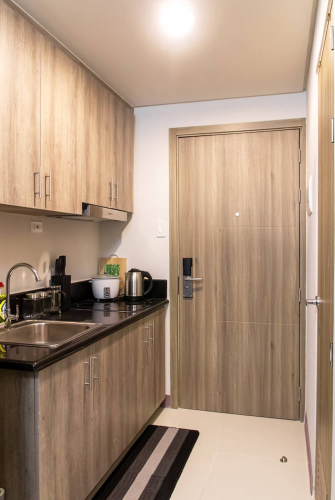 Cosy Deluxe Flat Manila Bay City Views