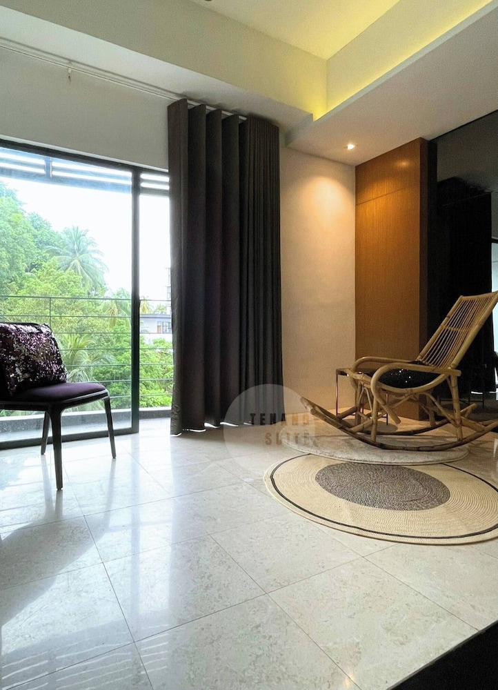 1BR Urban Escape at Damansara Heights