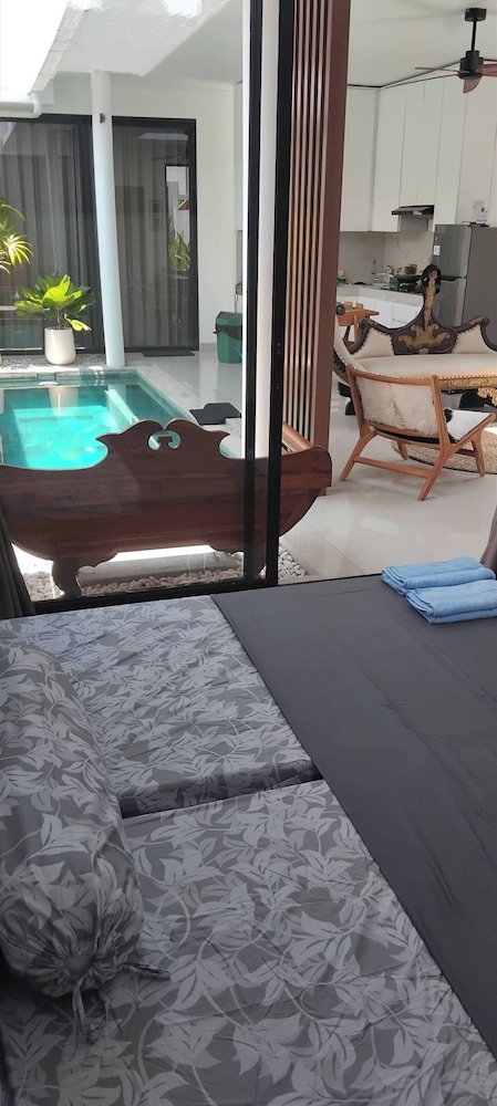 Serene Bali Villa With Private Pool and Antiqued Charm