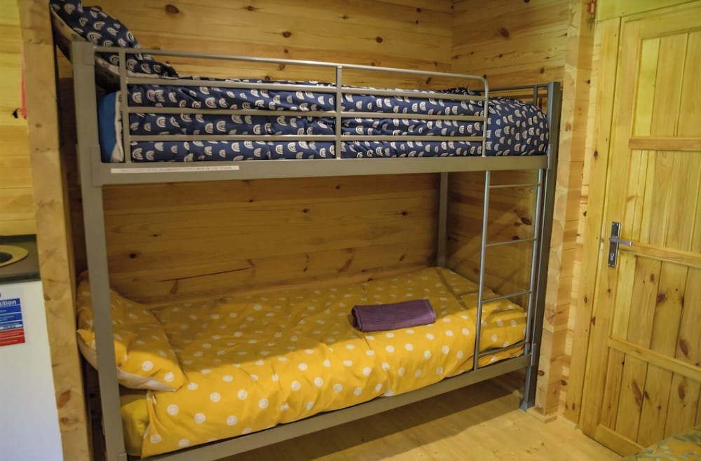 Snowdrop Cabin Retreat, dog Friendly, Peaceful