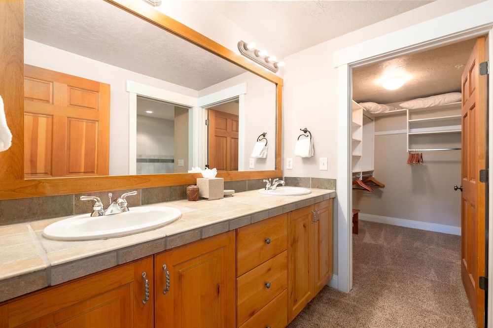 Park City Ski Resort - Town Pointe Condos