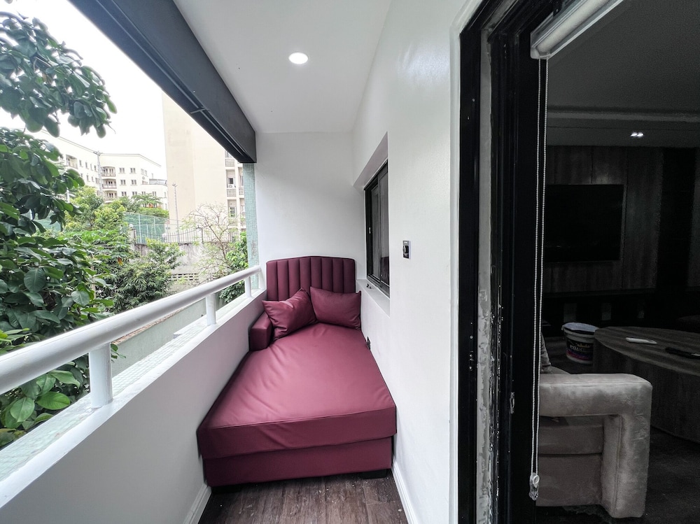 Luxury, Contemporary 4-bed Apartment in Ikoyi view 4