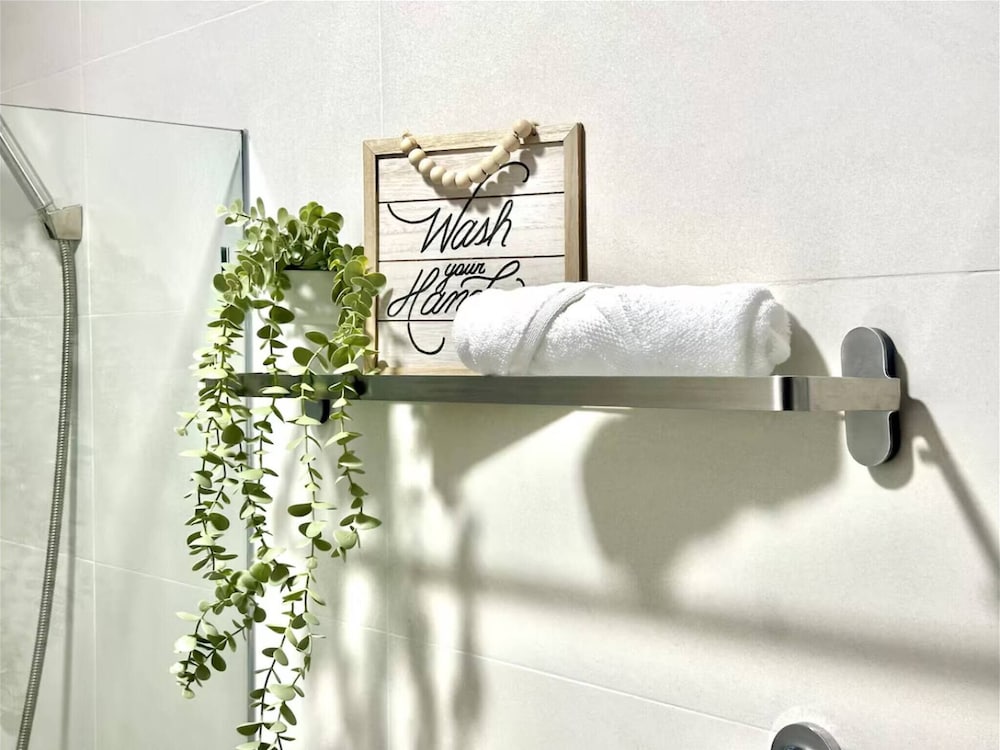 Modern Penthouse Albarobello Residences