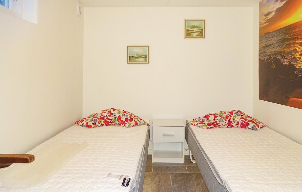 Beautiful Home in Sölvesborg With 5 Bedrooms, Sauna and Wifi view 3