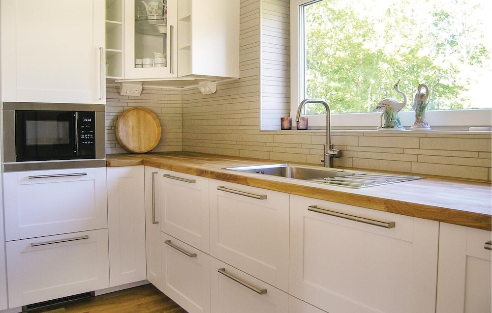 Stunning Home in Bolmsö With 2 Bedrooms and Wifi view 4