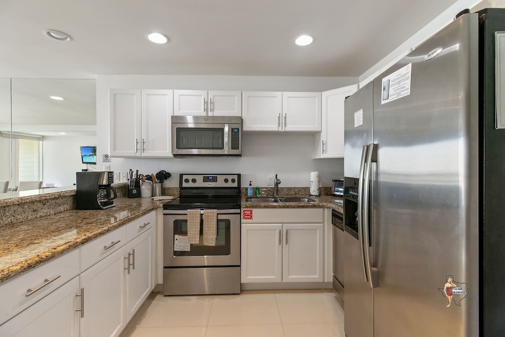 Bahia Mar Solare Resort Condos