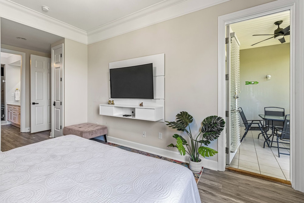Peninsula Golf Club - The Links #B203 by Southern Vacation Rentals