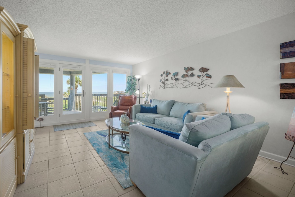 Ocean Eight 101 by Distinctive Beach Rentals