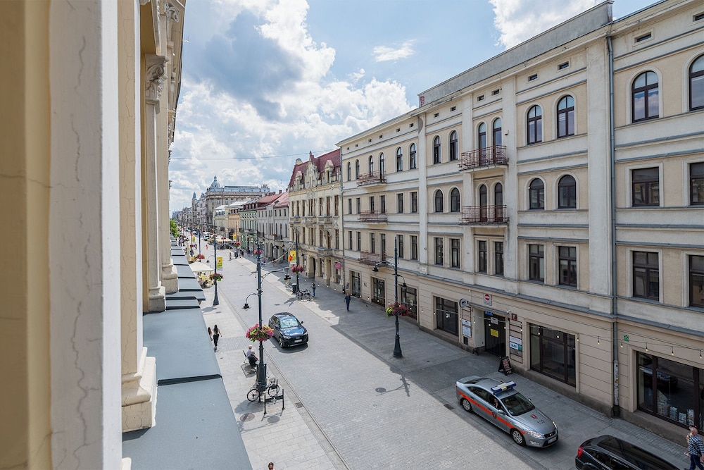 RentPlanet - przy Piotrkowskiej