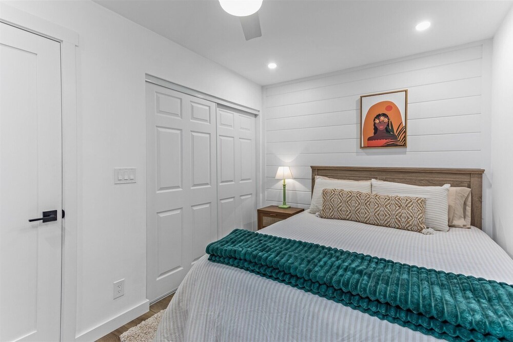 Gorgeous Beach Condo W/private Patio #134 1 Bedroom Condo by Sunset Shores Condominiums