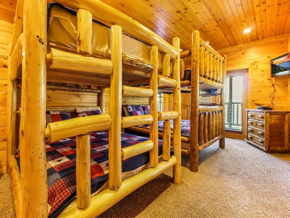 Big Sky Lodge II by Jackson Mountain Rentals view 5