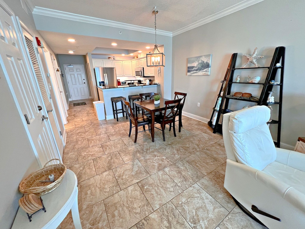 Crystal Shores