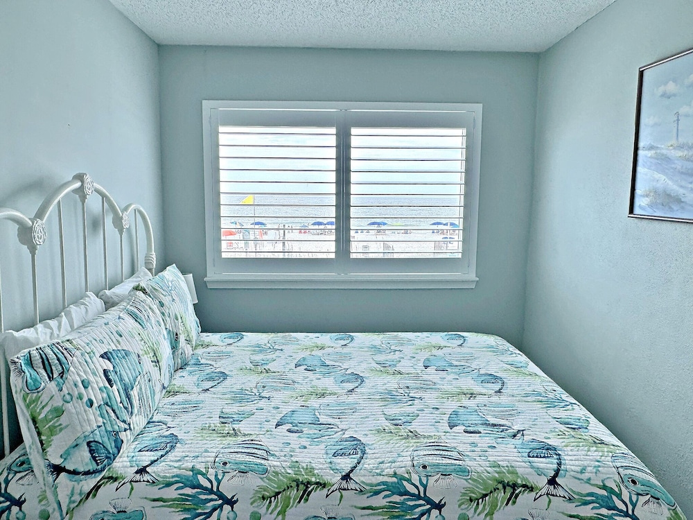 Island Shores