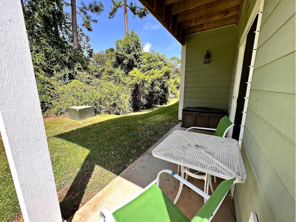 Laguna Breeze