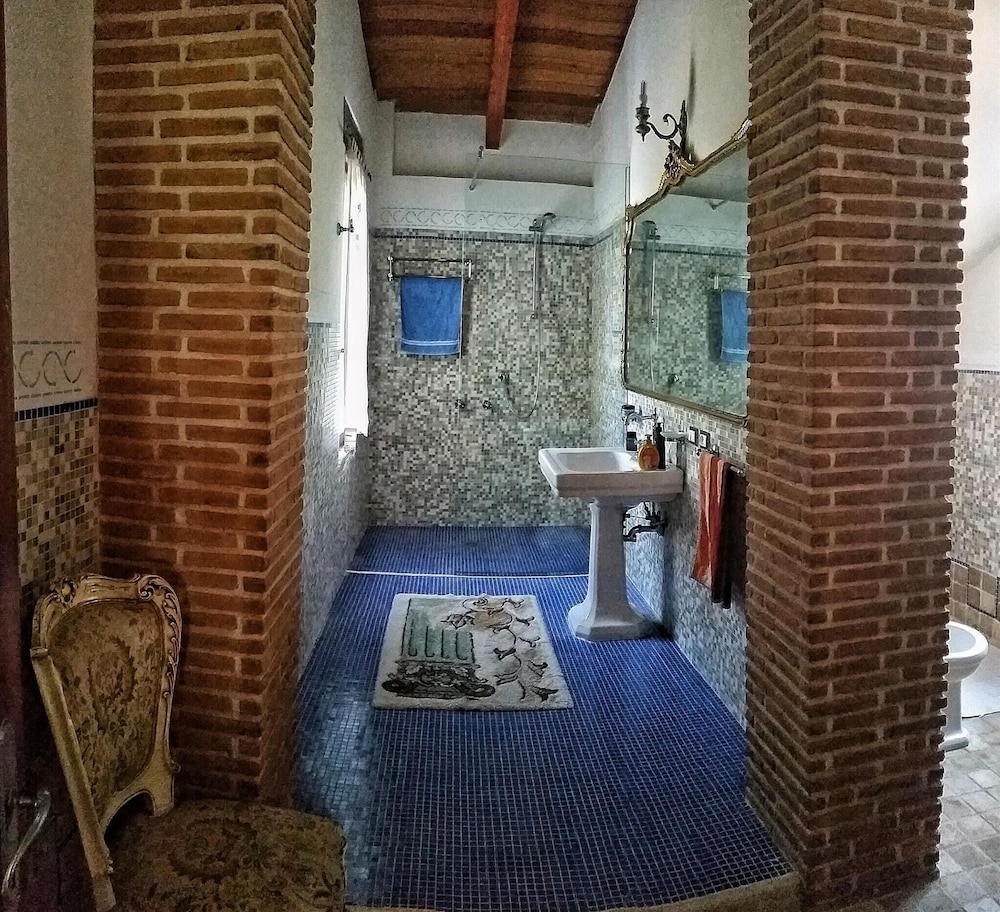 Photo 30