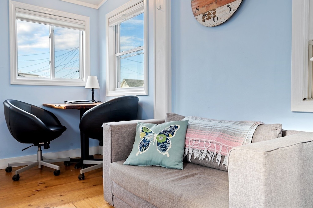 Shore Delight Studio for 2!